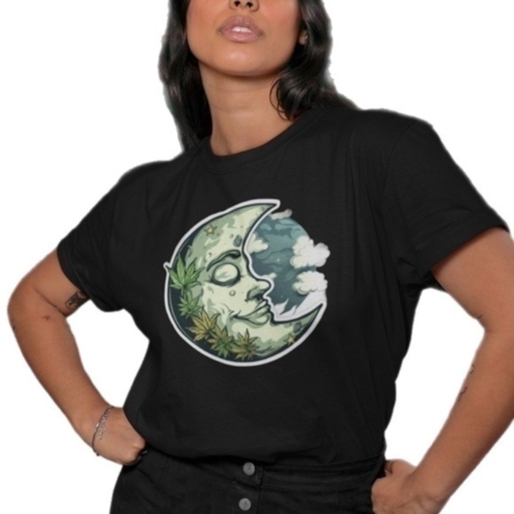 Black Short Sleeve Graphic Print T Large Green Sleepy 420 Moon flowers & dreams